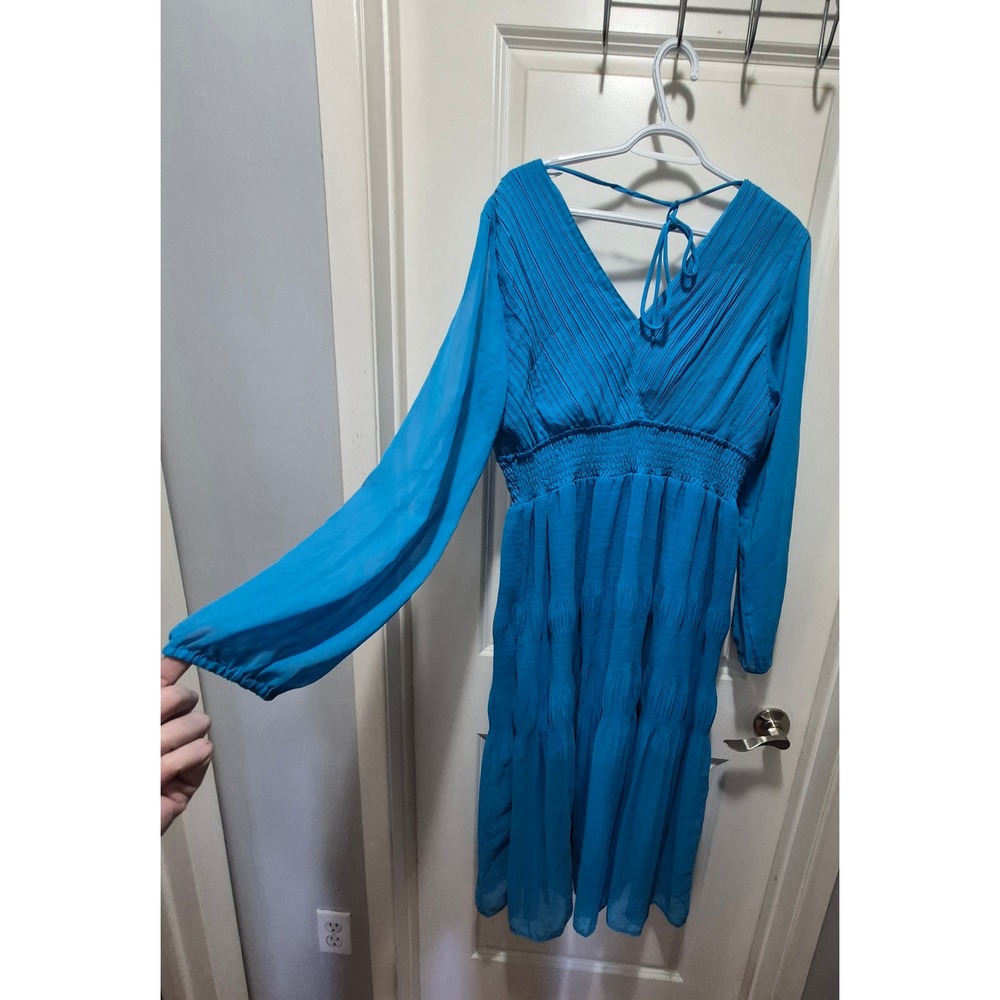Steve Madden Womens Blue Pleated V-Neck Smocked Waist Midi Dress L BN108583 - Picture 2 of 5